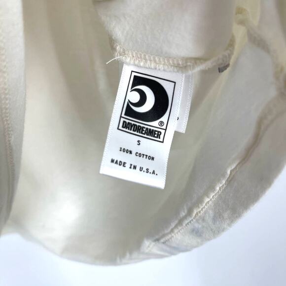 Daydreamer Elton John 1975 Boyfriend Tee White Small NWOT - Picture 3 of 6